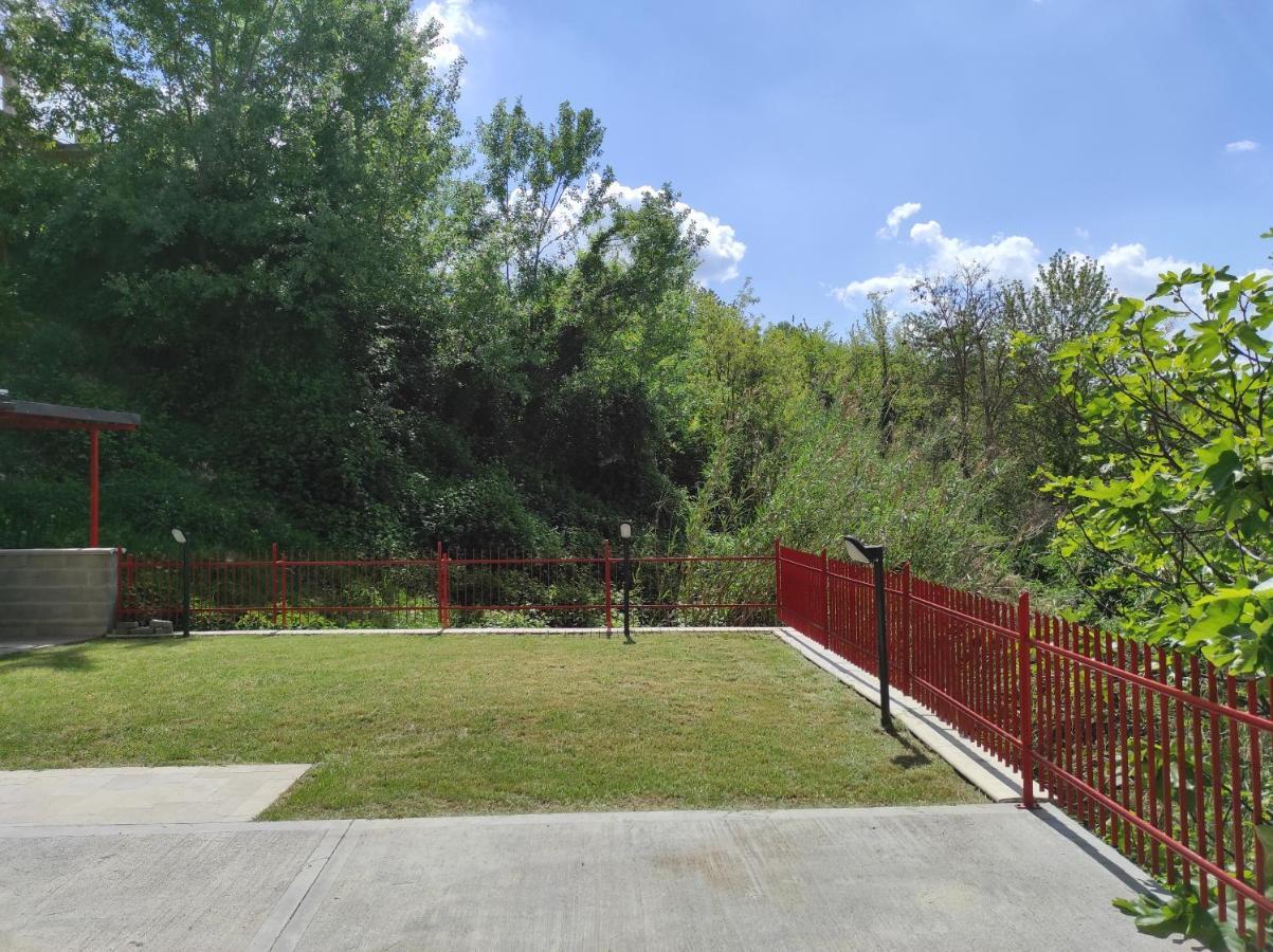 Oasi Del Monferrato - Appartamento Rosso Mombercelli Exterior photo